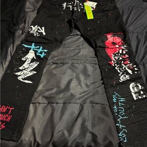 Men's Slim Straight Black Graphic Jeans with Paint-Splash Details